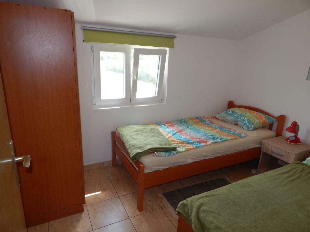 Apartmani נין מראה חיצוני תמונה