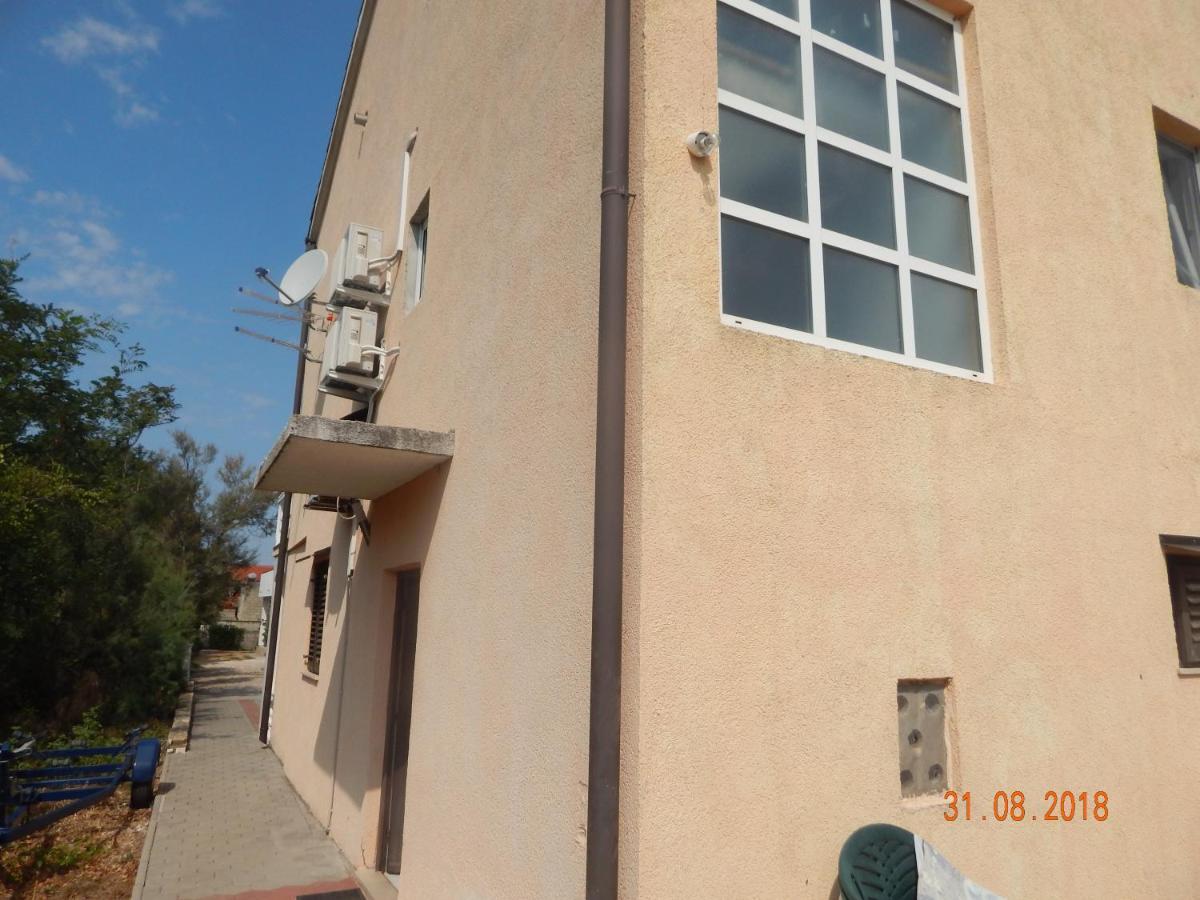 Apartmani נין מראה חיצוני תמונה